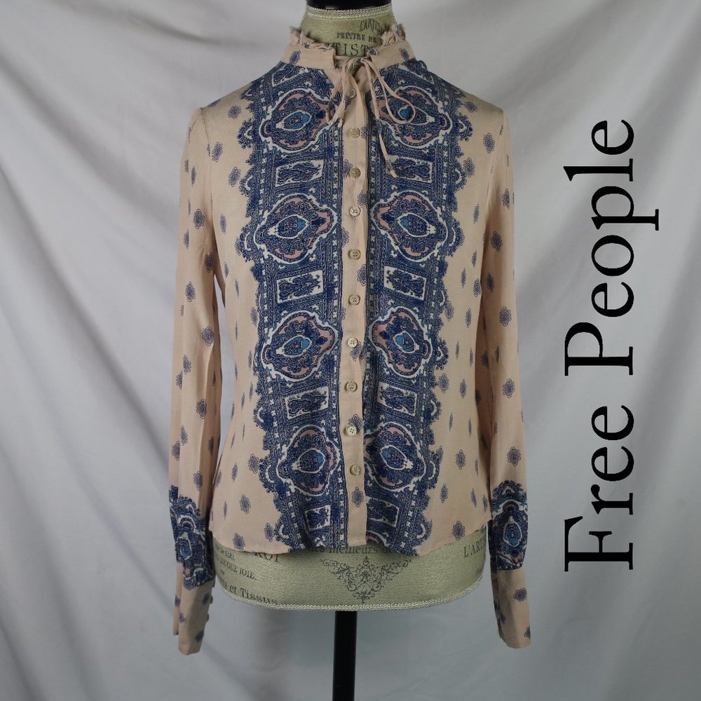 #988 FREE PEOPLE Blush Pink Button-Down Shirt with Blue Paisley Print